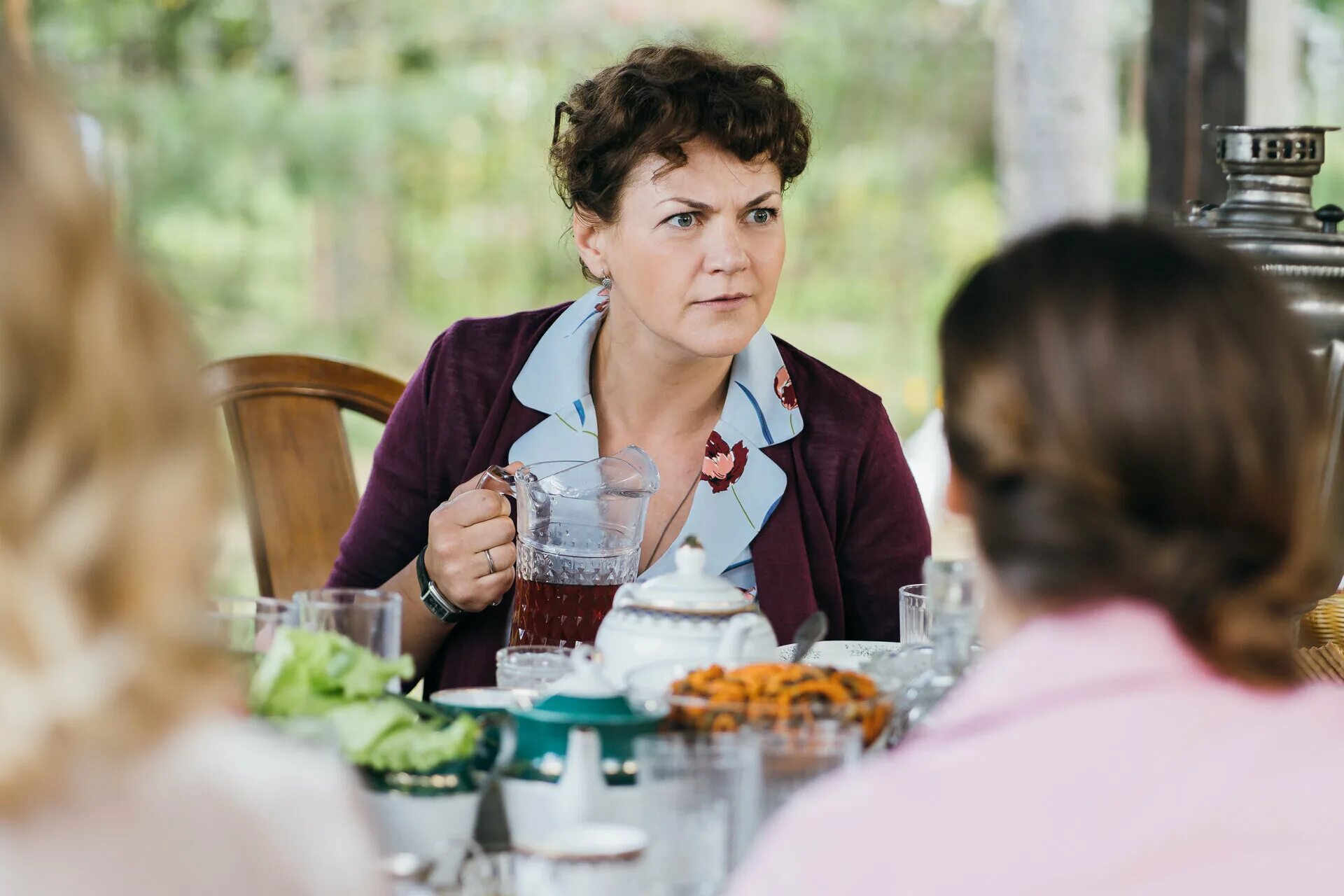 Ивановы 6 сезон дата. Ивановы-ивановы сериал. Ивановы ивановы герои. Ивановы-ивановы сериал. Сергей знаменский ивановы ивановы.