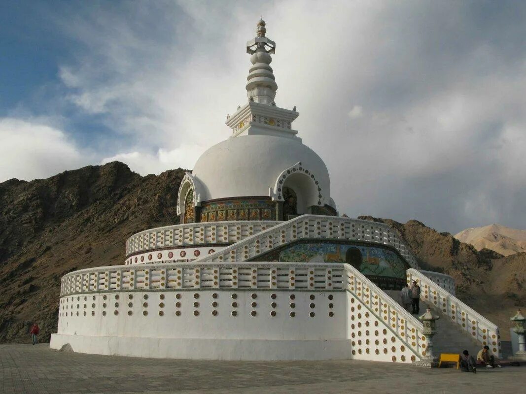 Религиозная 5 букв. Набедренник и палица священника. Религиозная 5 букв. Кроссворд на тему христианство. Религиозная 5 букв.