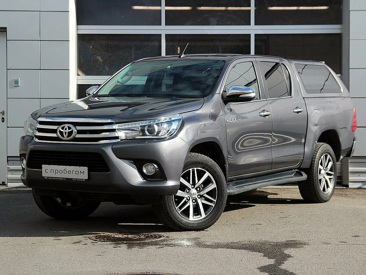 Куплю тойота хайлюкс цена. Toyota Hilux 2015. Тойота Hilux 2015. Toyota Hilux 8. Toyota Hilux 2015 серый.