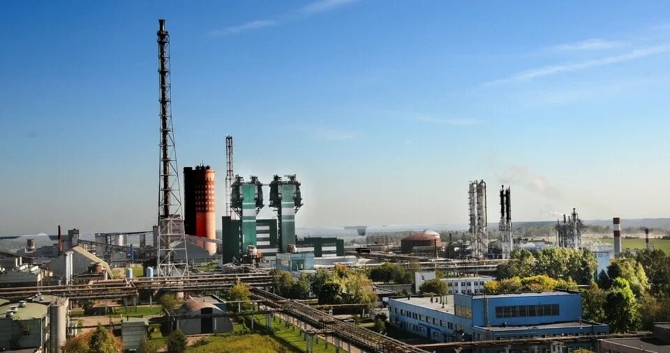 Завод азотных удобрений дорогобуж. Дорогобуж завод. Акрон дорогобуж. Дорогобуж завод минеральных удобрений. Завод дорогобуж смоленская область.