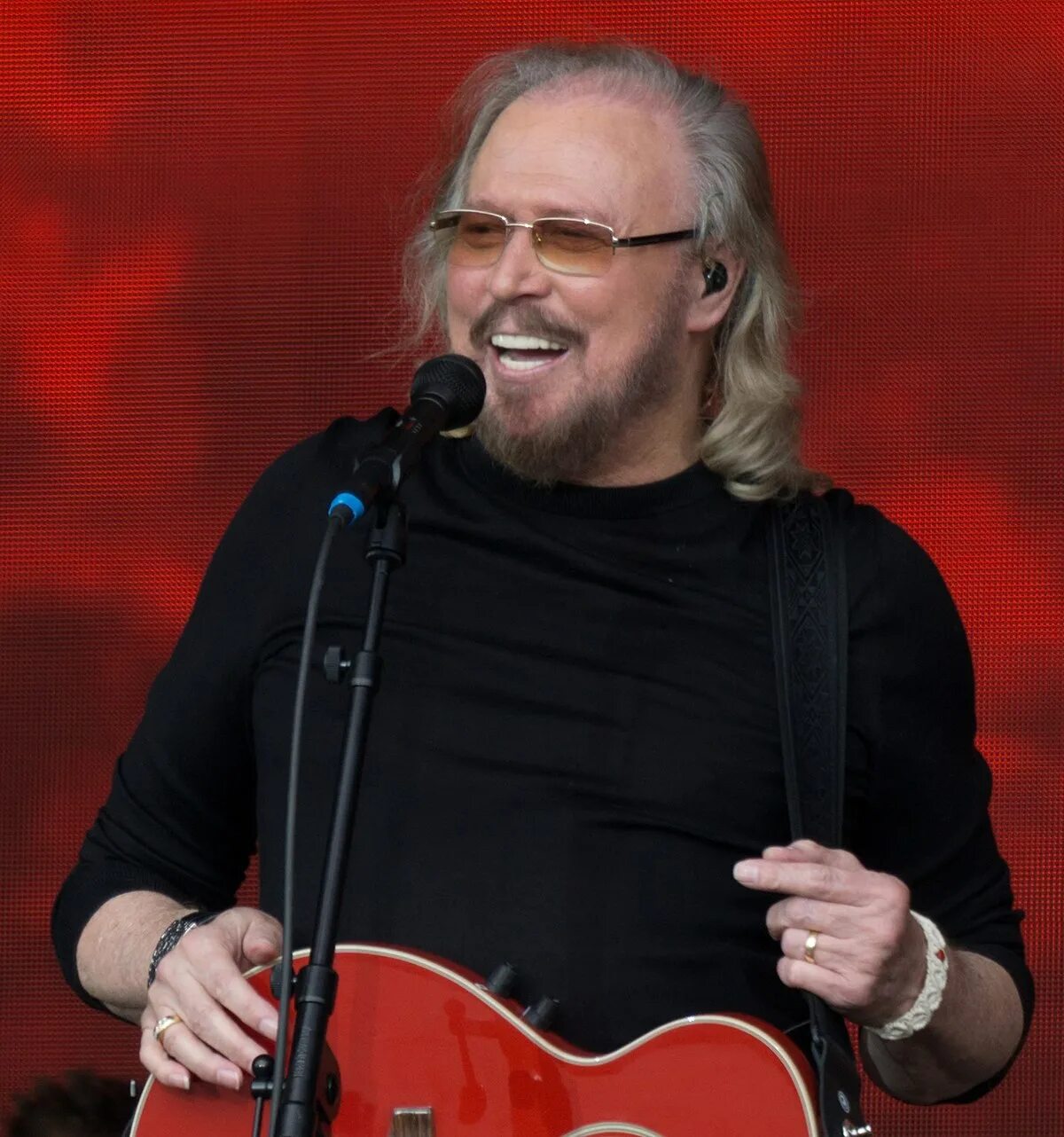 Barry gibb. Барри Гибб. Барри Гибб 2021. Барри Гибб сейчас.