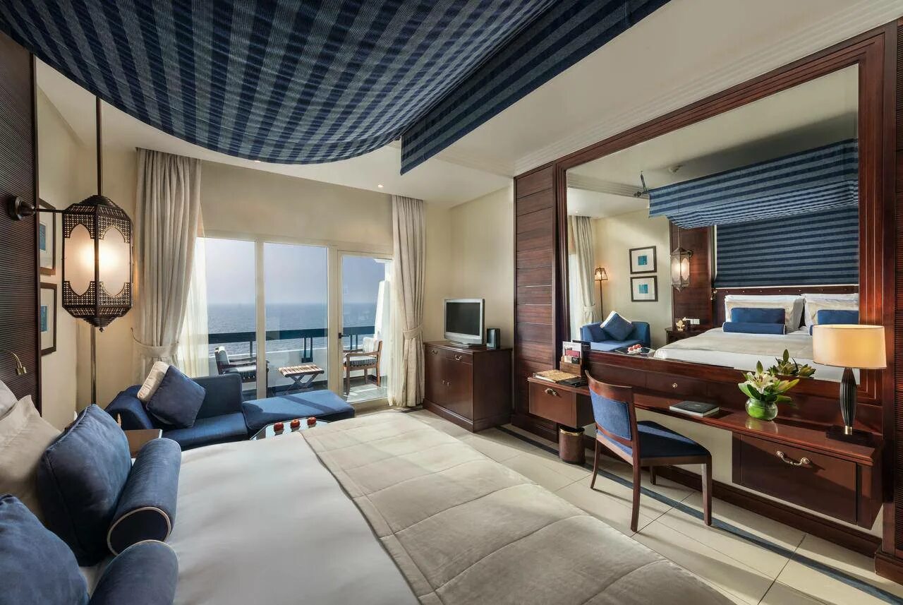 Ajman отель оаэ. Аджман кемпинский отель. ajman hotel 5 оаэ аджман. аджман отель 5 звезд кемпински. аджман кемпински оаэ.