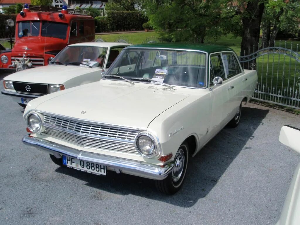 L 1700. Opel Rekord. Опель рекорд 1700. Опель рекорд 82. Opel Rekord 1700s Cabriolet.