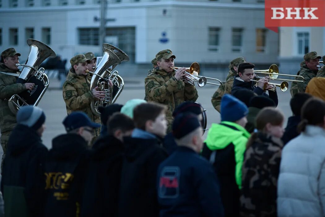 1 мая сыктывкар. Парад Победы Сыктывкар. Парад в Сыктывкаре 2022. Парад 9 мая Сыктывкар. Репетиция парада Победы Тамбов.