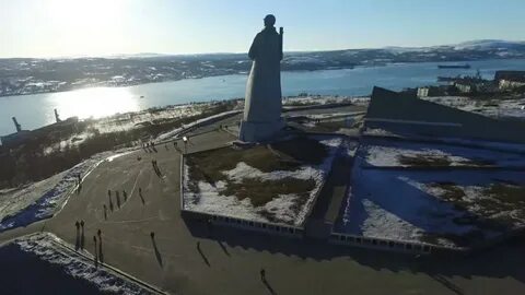 Строители заполярья иногда используют в качестве строительного