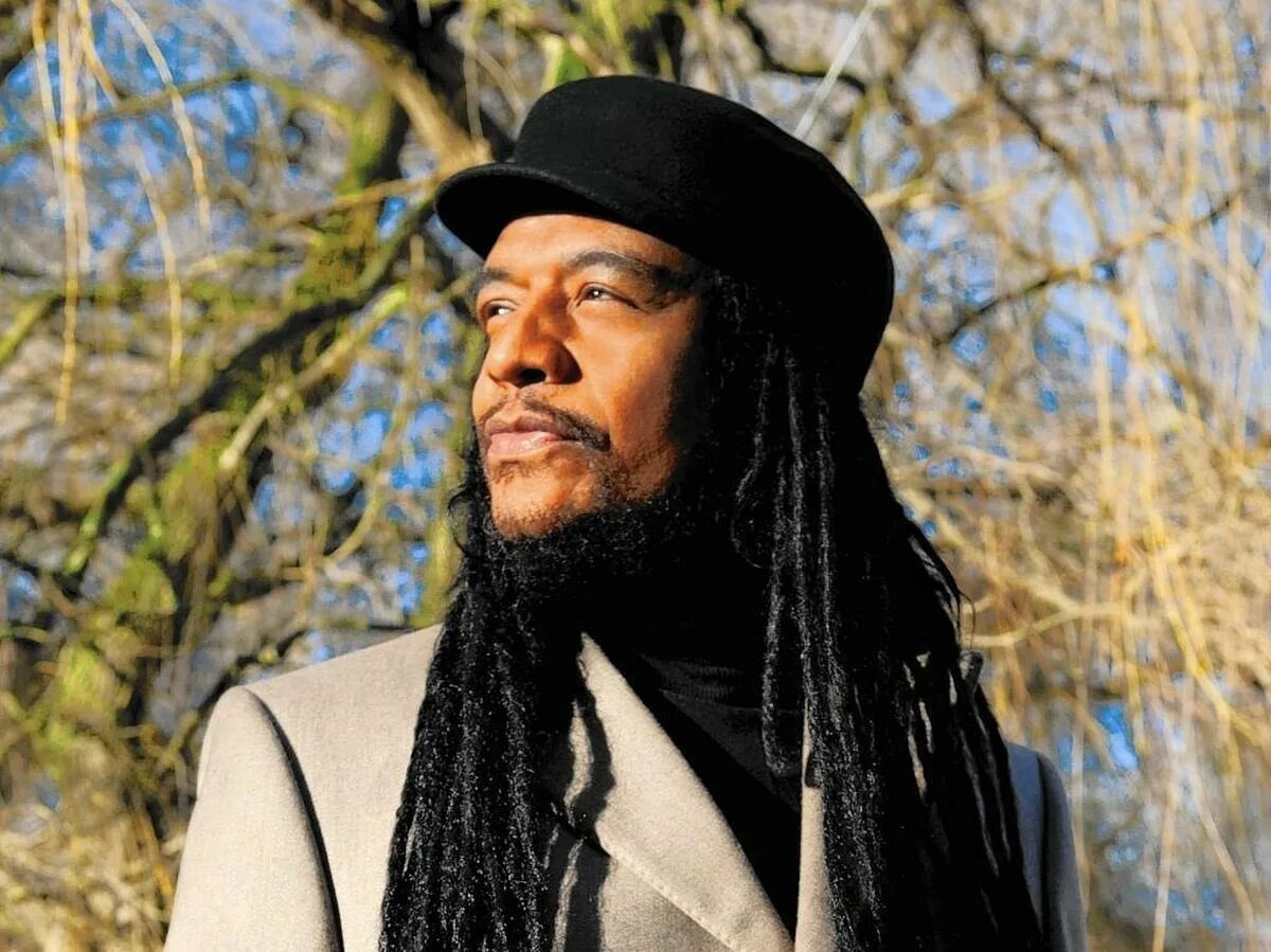 Maxi priest. Maxi Priest фото. Maxi Priest album Maxi. Easy to Love макси прист.