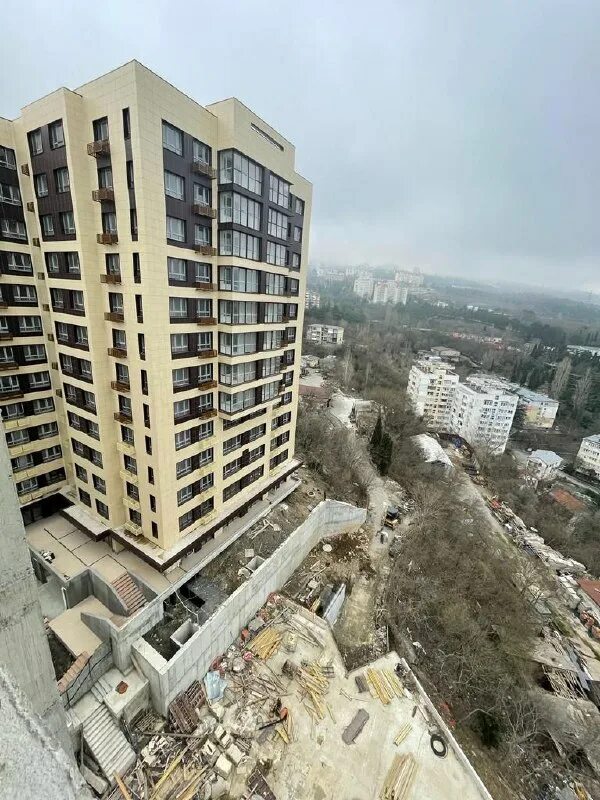 жк зенит ялта. тбилиси улица сабурталинская. жк олимп палас астана статуи. жк зенит ялта. жк зенит ялта.