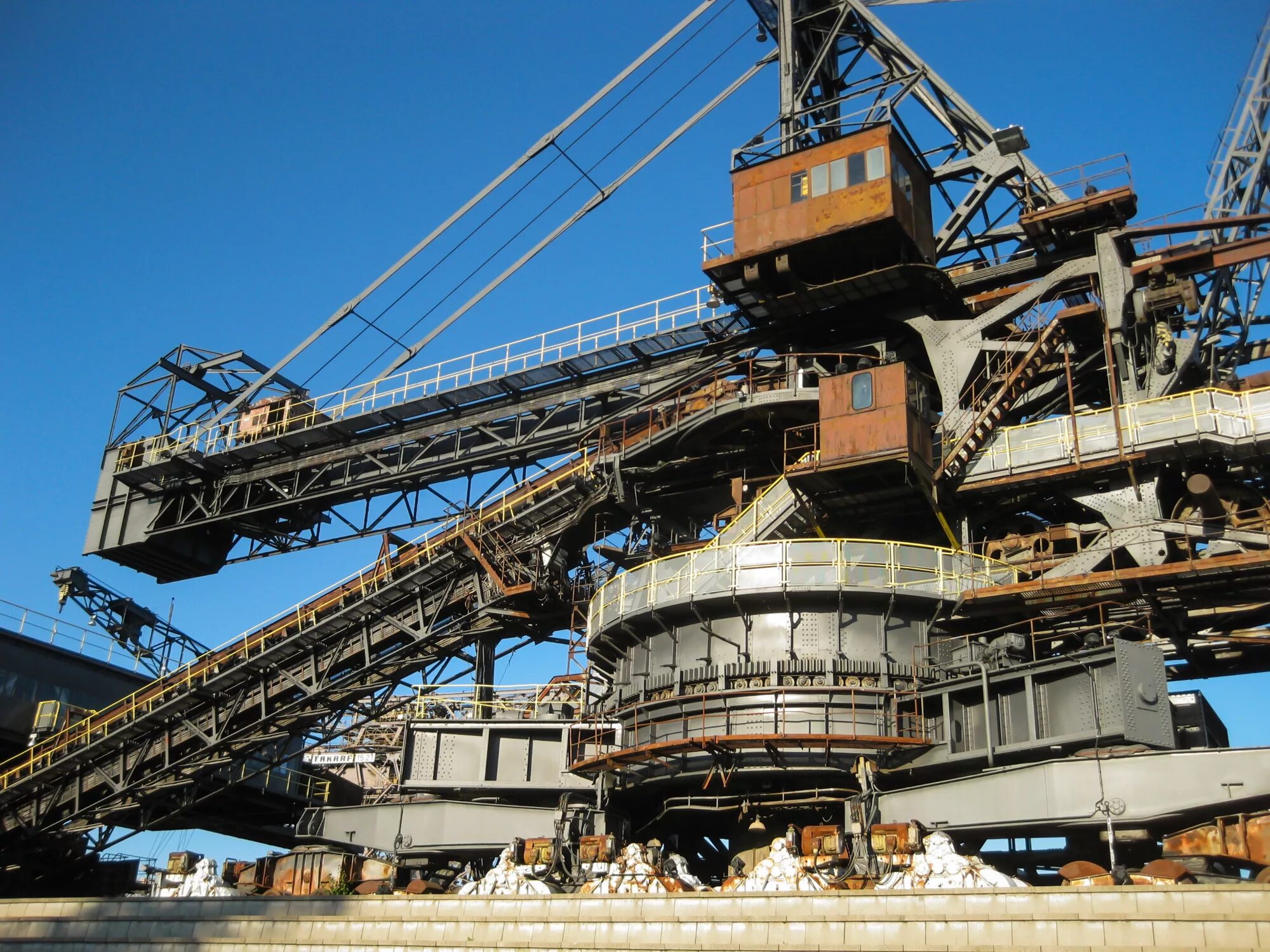 Ferropolis germany. феррополис германия. железный город. железный город. космический город.