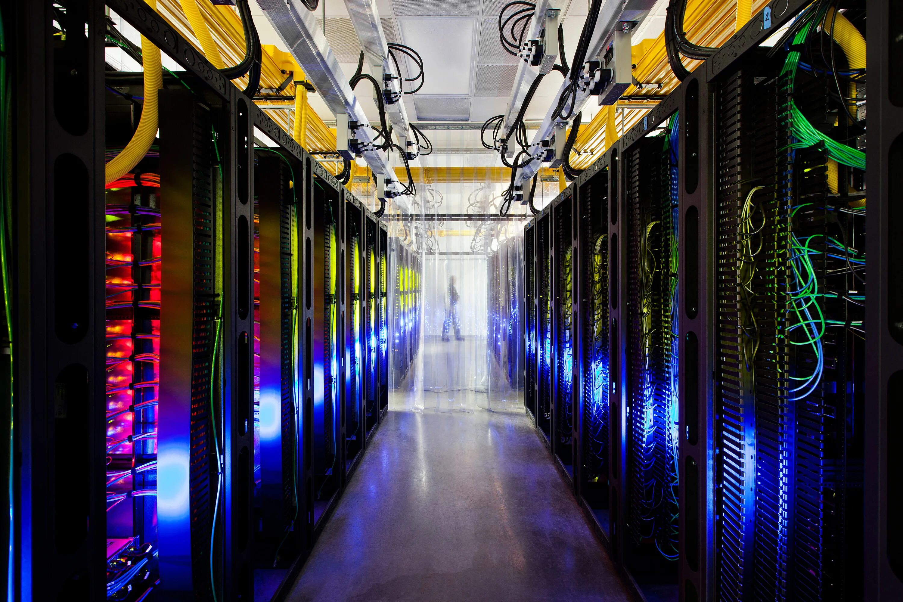 Центр хранения данных. Datacenter цод. серверные эпл. дата центр гугл. серверная комната.