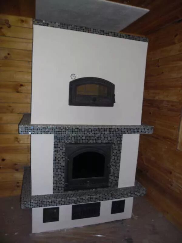 Отделка печи. Штукатурка печи из кирпича. Печь кирпичная оштукатуренная. Оштукатуривание печи. Оштукатуренные печи и камины.