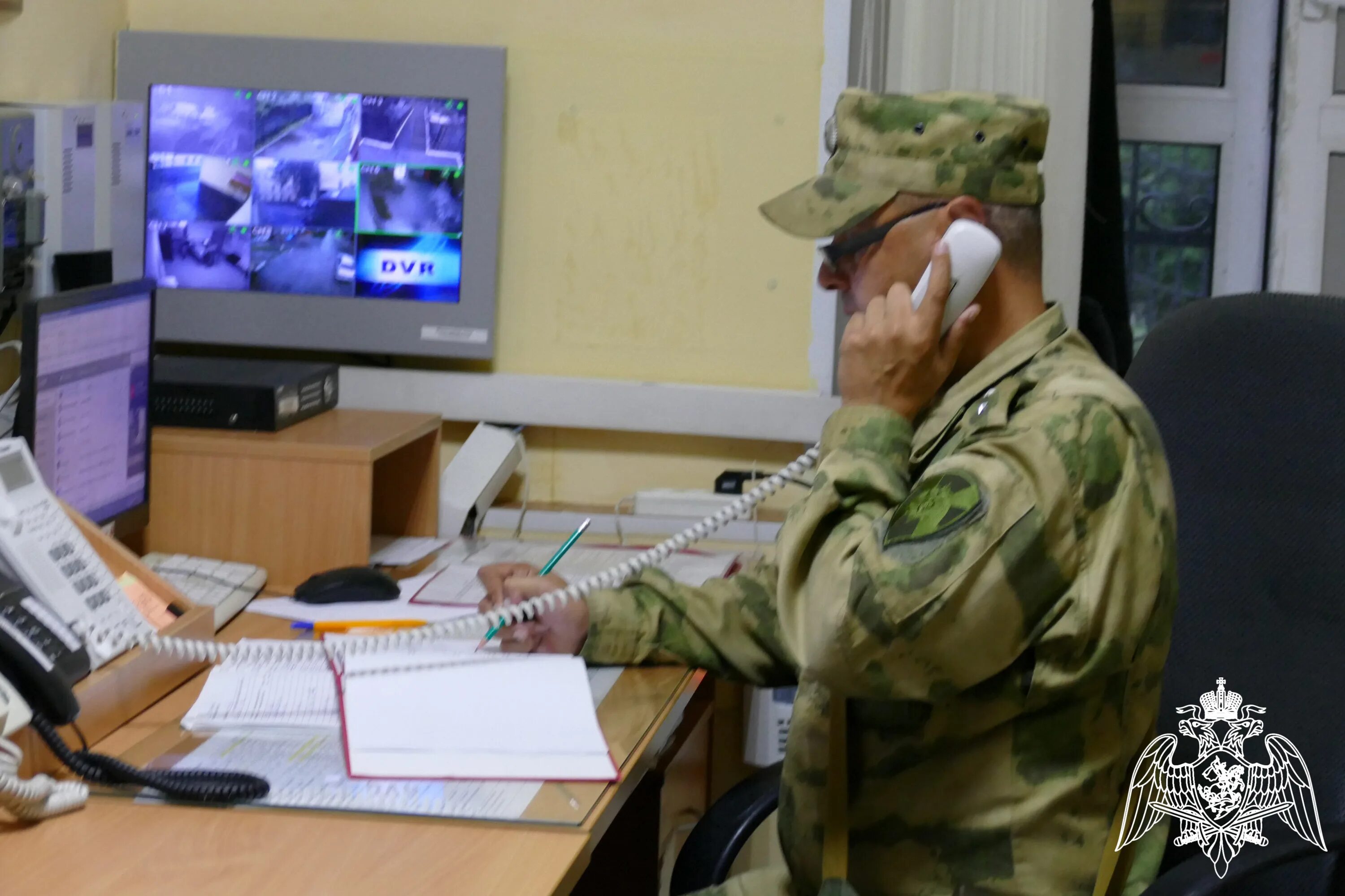 Службы новостей россии. Дежурная служба. Служба войск. Дежурное подразделение. Дежурная служба Росгвардии.