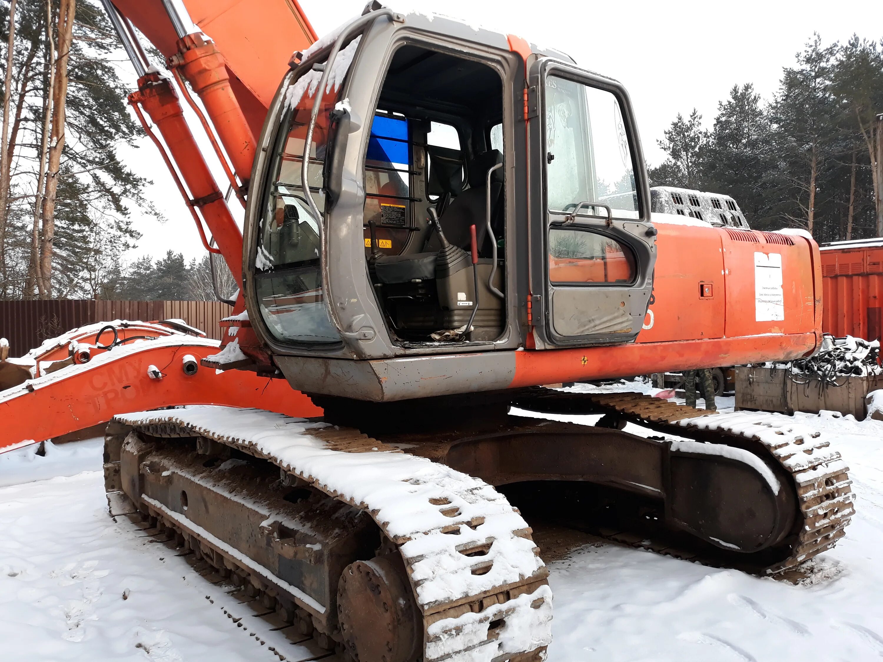 Экскаватор хитачи бу. Экскаватор Хитачи 330. Экскаватор Hitachi zx330-3. Hitachi экскаватор 330-5glc. Zx330-3.