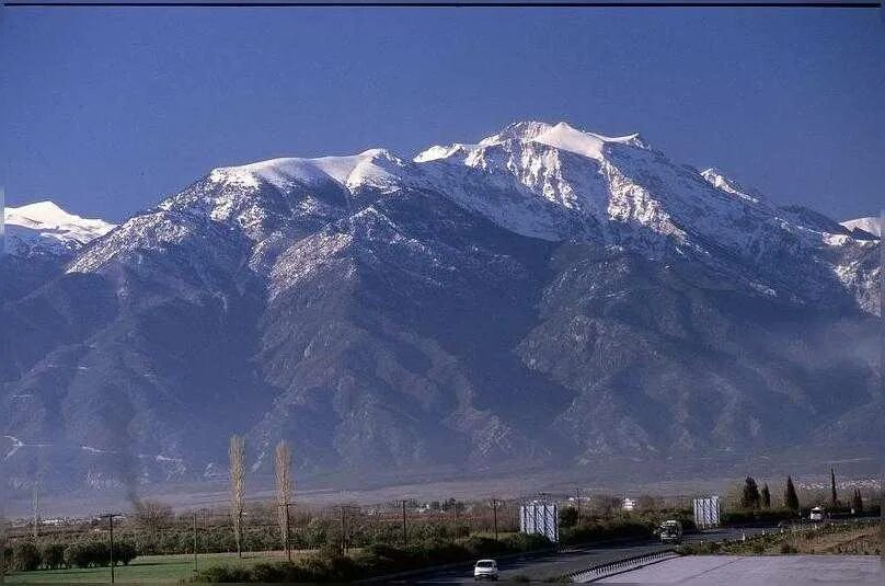 Олимп самая. Олимп греция. Митикас гора в греции. Олимп самая. Гора олимп в греции вершина.