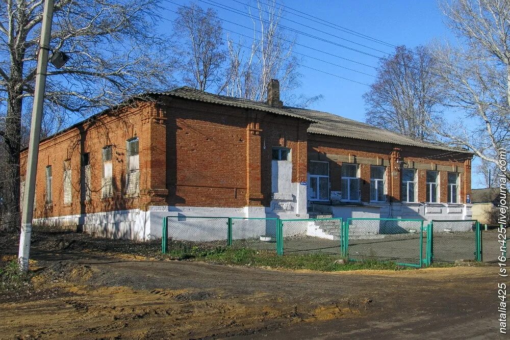 Погода в старой ведуге семилукского. Школа нижняя Ведуга Воронежская. Село нижняя Ведуга Семилукский район Воронежская область. Село нижняя Ведуга Воронежская область Семилукский район школа. Село нижняя Ведуга Семилукский.