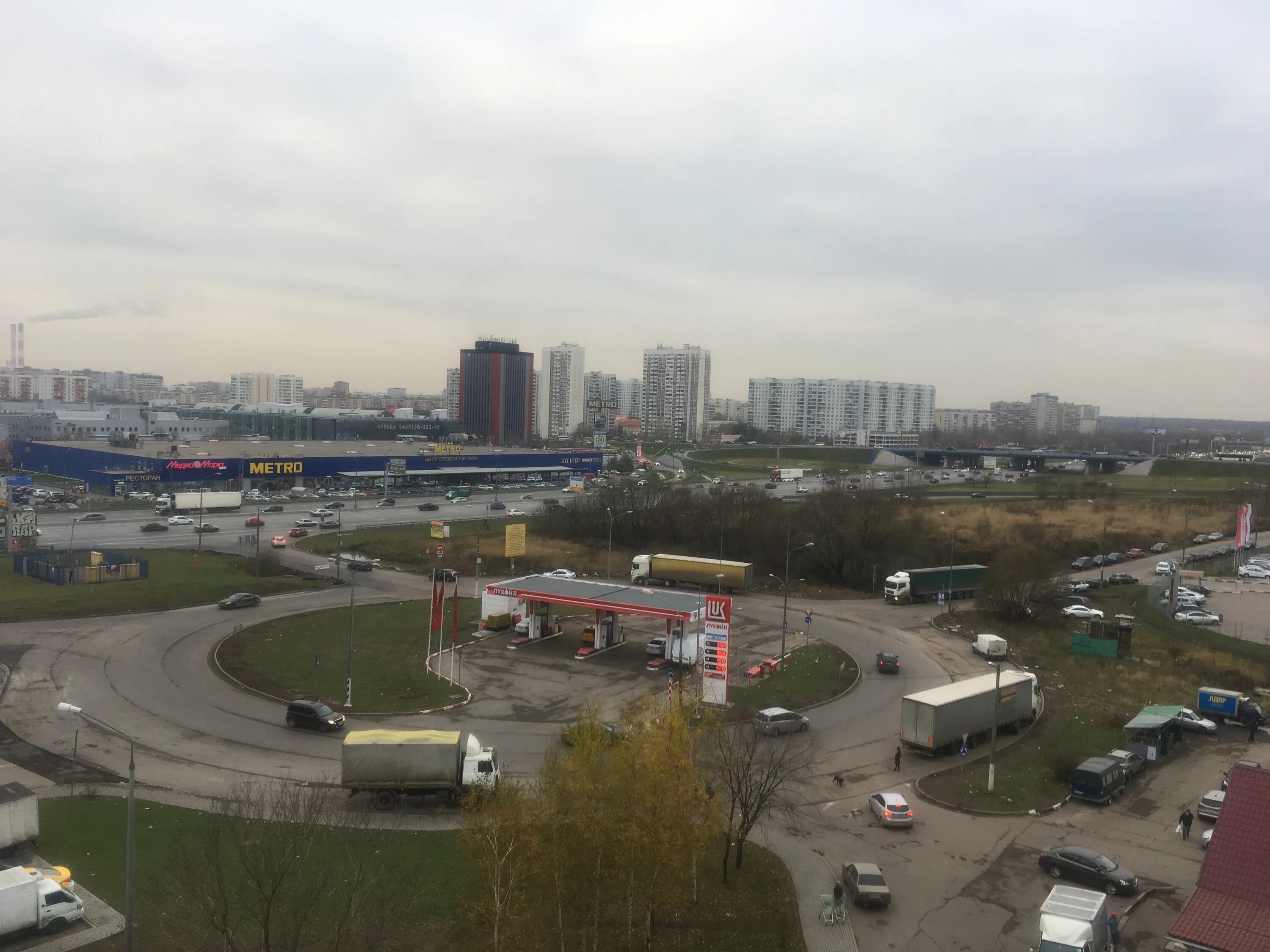 Совхоз 1 мая. Мкр 1 мая москва. микрорайон 1 мая старый район. микрорайон 1 мая рядом мкад. балашиха микрорайон 1 мая старые фото.