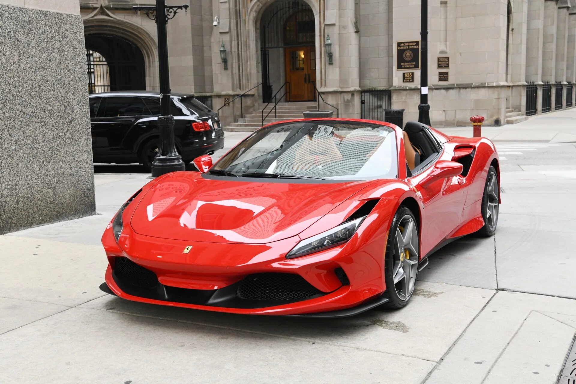 Ф 8 москва. Ferrari f8 spider 2022. Феррари в питере. Феррари ф8 2021. Феррари ф 8 трибута.