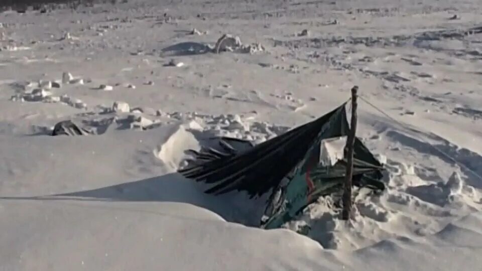 Перевал дятлова : поход 1959. Группа перевала дятлова 1959. Дятлов гибель тургруппы дятлова. Палатки на перевале дятлова группа. Экспедиция франклина 1845-1847 останки.