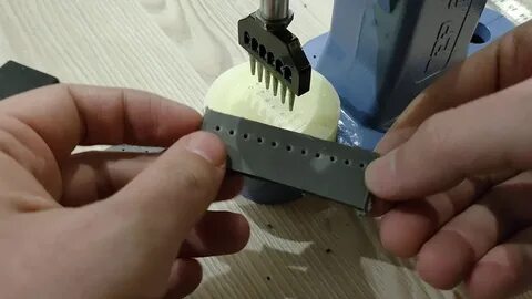 Строчный пробойник для пресса