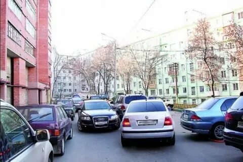 Движение во дворах