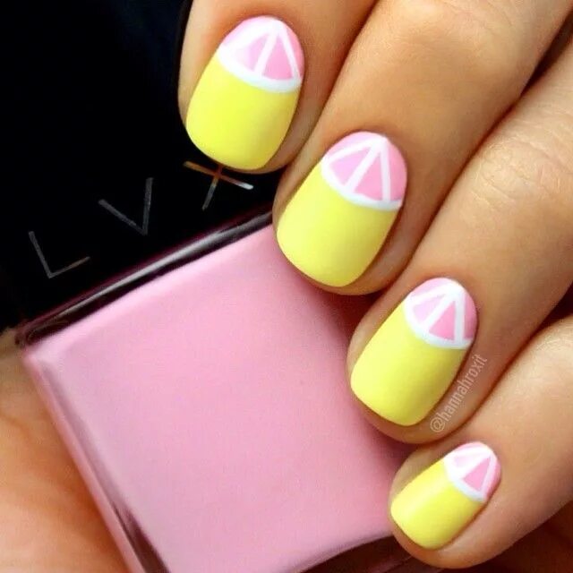 Маникюр желто розового цвета Tutorial: neon summer stripes. Diy neon nails, How to do nails, Striped nails