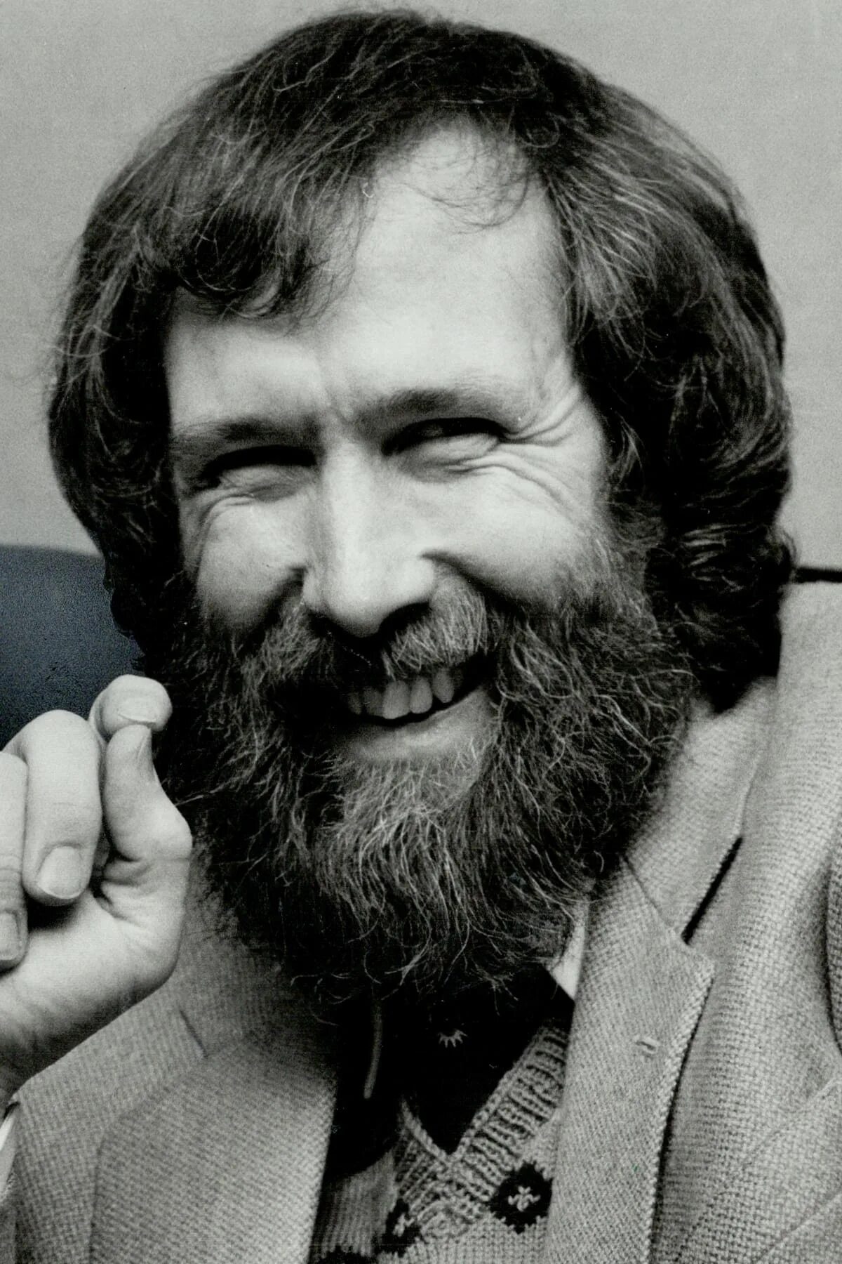 Джим хенсон кукольник. Jim henson the jim henson company. Джим хенсон. Джим хенсон в молодости. Джим хенсон кукольник.