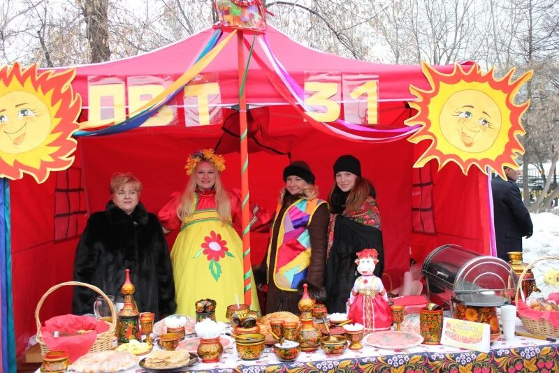 Сценарий ярмарки на масленицу. Украшения на Масленицу. Украшение палатки на Масленицу. Украшение площадки на Масленицу. Украшение стола на Масленицу.