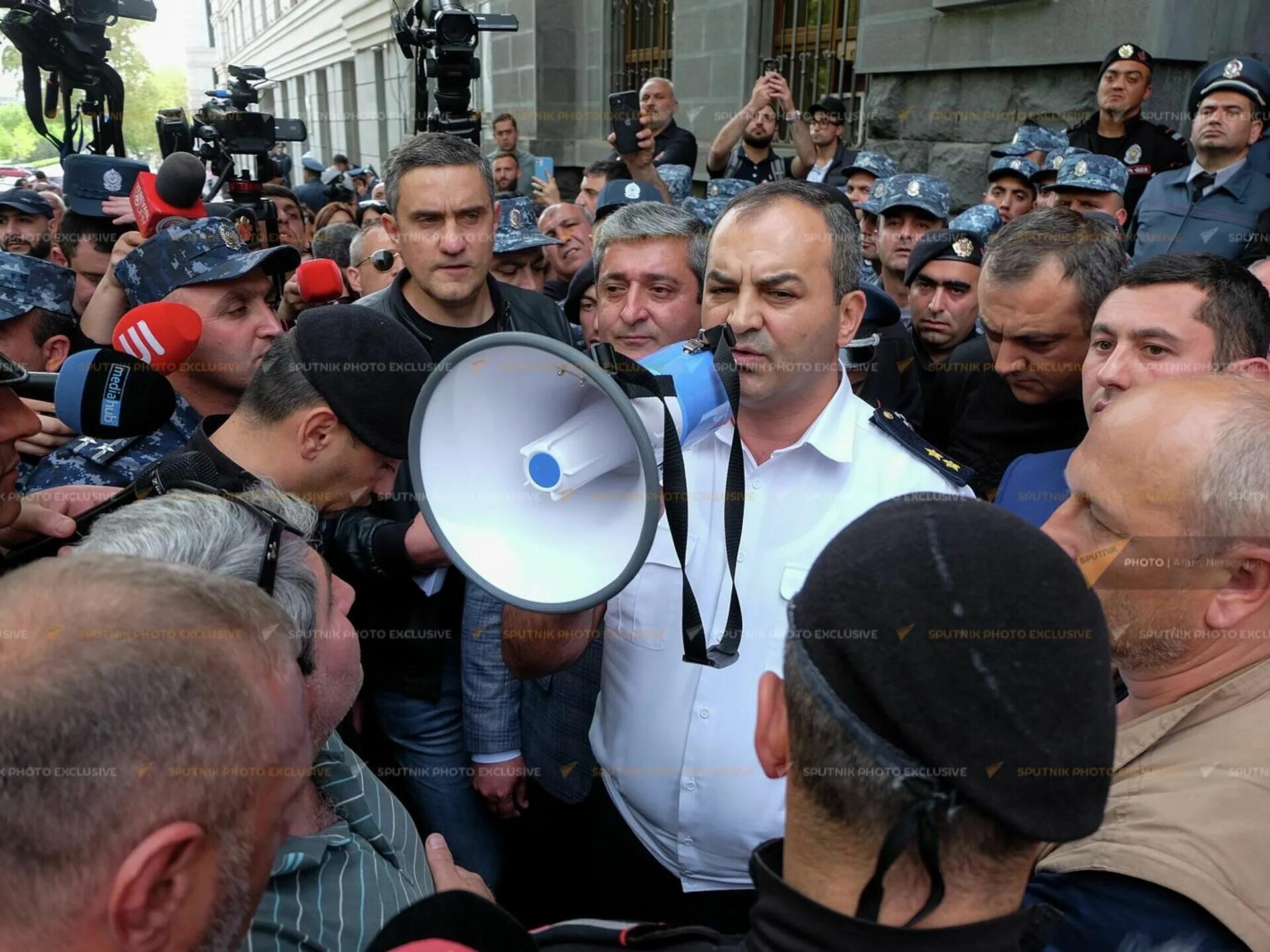 Последние новости в армении на сегодняшний день. Протесты в Ереване. Ситуация в Армении на сегодняшний день. Политическая обстановка в Армении на сегодняшний день. Армения сейчас.