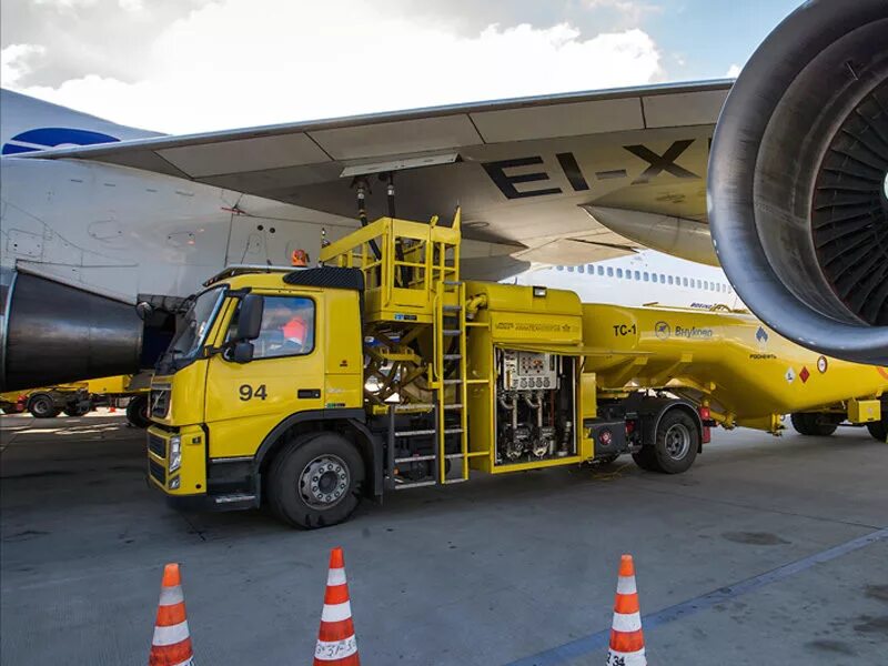 Эксплуатанты воздушных судов. Ан-72 кабина. Эксплуатанты воздушных судов. Эксплуатанты воздушных судов. Эксплуатанты воздушных судов.