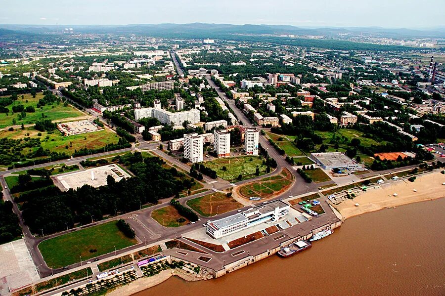 Центр края на амуре. Комсомольск-на-Амуре Хабаровский край. Город Комсомольск на Амуре. Комсомольск на Амуре центр города. Комсомольск на Амуре с высоты птичьего полета.