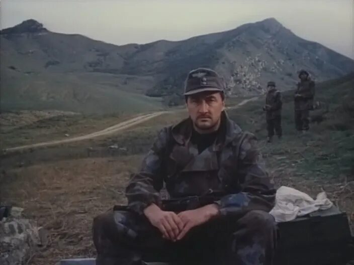 Баллада о старом оружии. Баллада о старом оружии. Баллада о старом оружии фильм 1986. Баллада о старом оружии. Баллада о старом оружии 1986 постер.