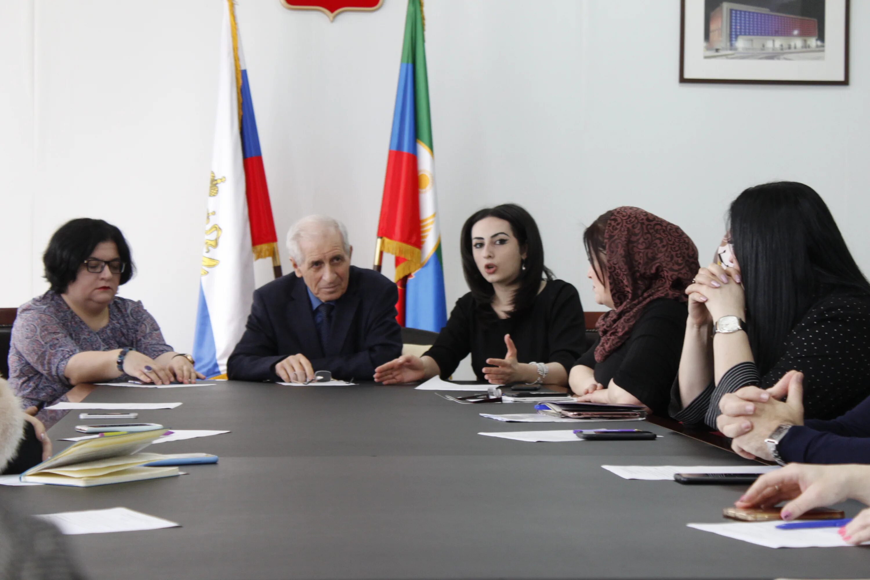 риф кавказ. аул новая адыгея. зеленое яблоко каспийск ленина 54. хозяин каспийск. падишах ресторан каспийск.