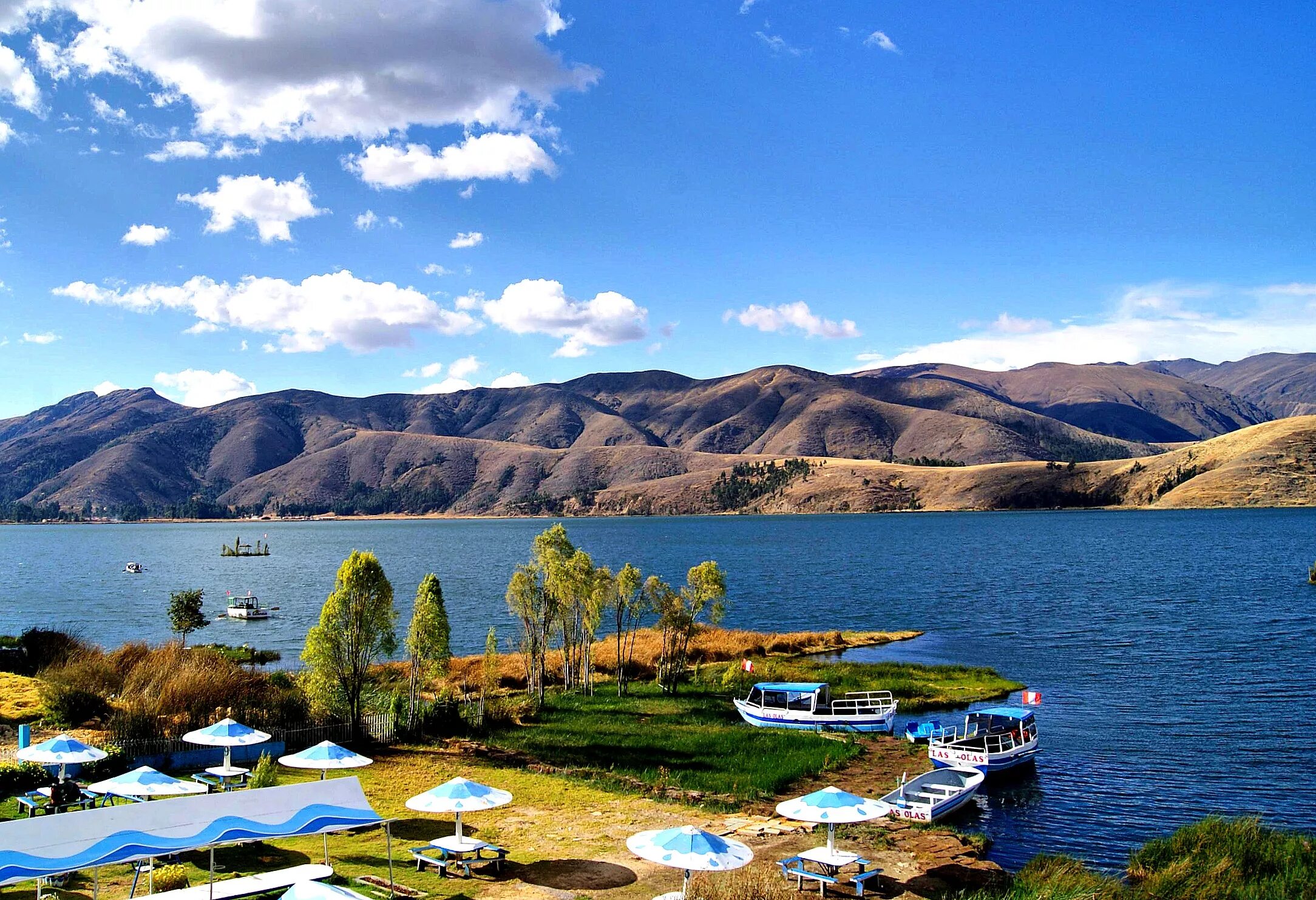 Хунин перу. De laguna. Озеро гуатавита. Лагуна апойо. Национальный парк лос-невадос.