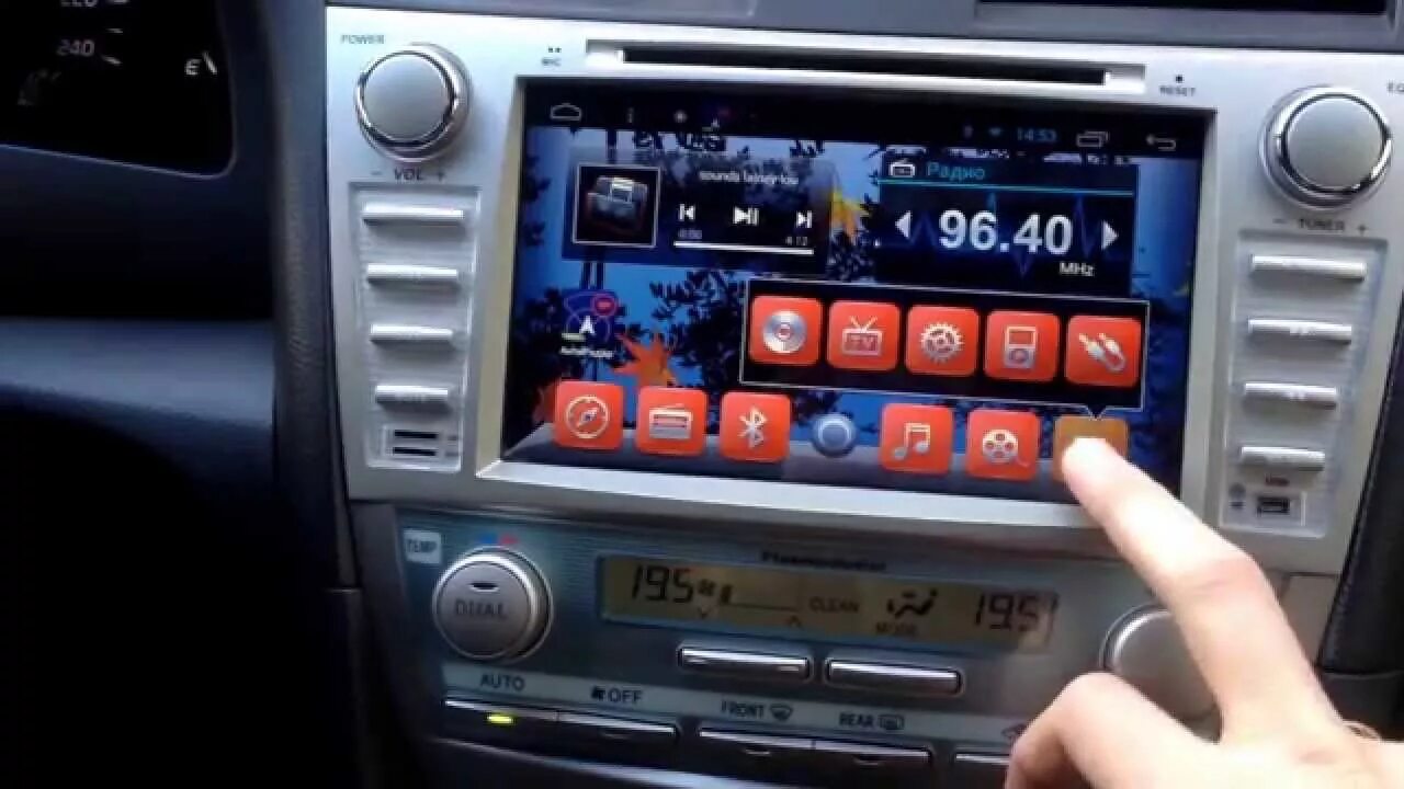 Магнитола тойота lend cruzer prado 9 дюймов. Штатная магнитола тойота 2 din. Обзор магнитолы тойота. Магнитола toyota mark 2 110. Магнитола андроид тойота королла 120.