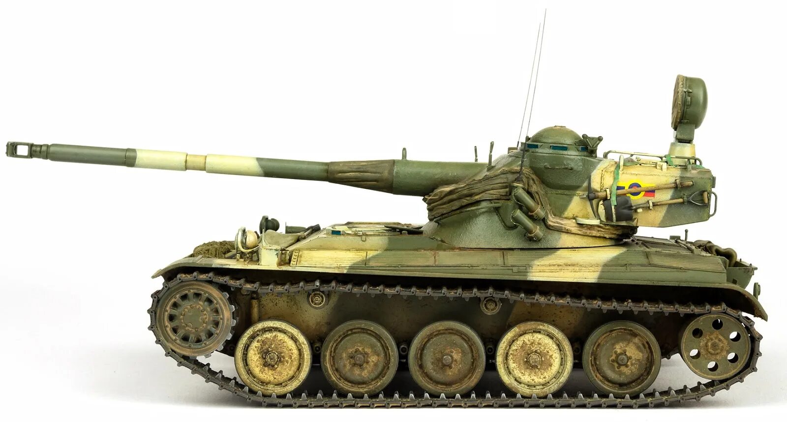 13 90 телефон. AMX 13 90. AMX 13 90 модель. AMX 1/35. Модель танка АМХ 13 90 Y.