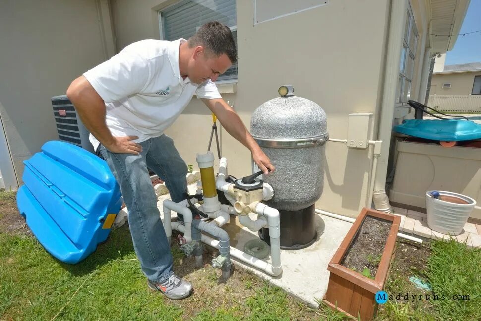 Песчаный фильтр замена. Фильтровальные системы для бассейна. Flowclear фильтр для бассейна bestway. Скиммер bestway flowclear aquascoop. Насосы для бассейнов.