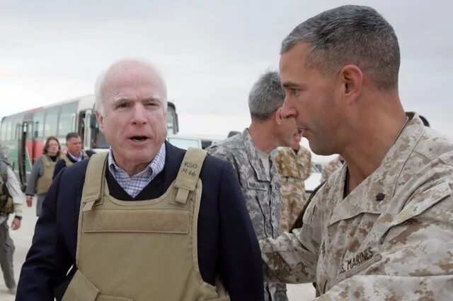 Андрей валериевич картаполов. Кого генералы встретили на острове. Американские действующие генералы. Генерал китинг. Картаполов в сирии.