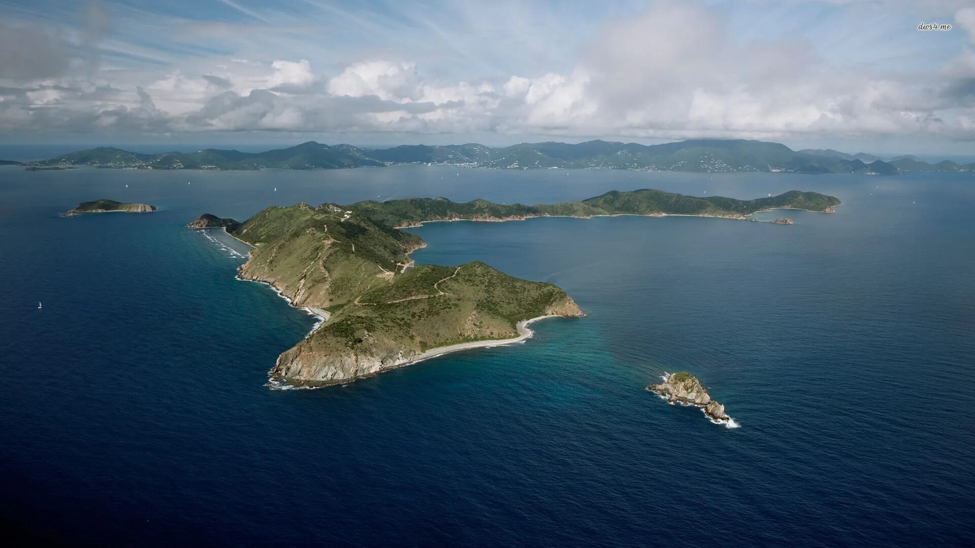 Two large islands. Виргинские острова (архипелаг). Великобритания архипелаг британские острова. Британские Виргинские острова Великобритании. Бритиш Айлес.