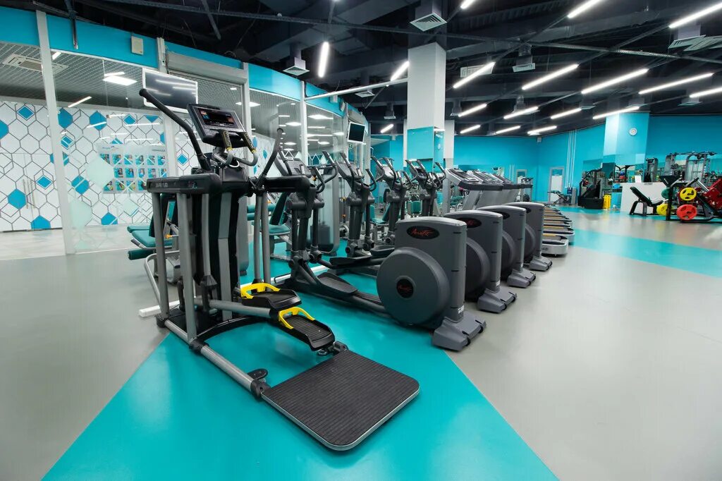 Тренажерный зал брайт фит красноярск. Bright fit нижний тагил. Брайт фит екб. Фитнес зал брайт фит. Брайт фит екатеринбург стахановская 34.