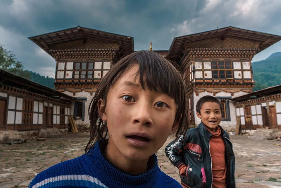 Как живут в стране того. Г ломе тоголезская республика. Индия кварталы бедняков. Как живут в стране того. Жизнь цыган.