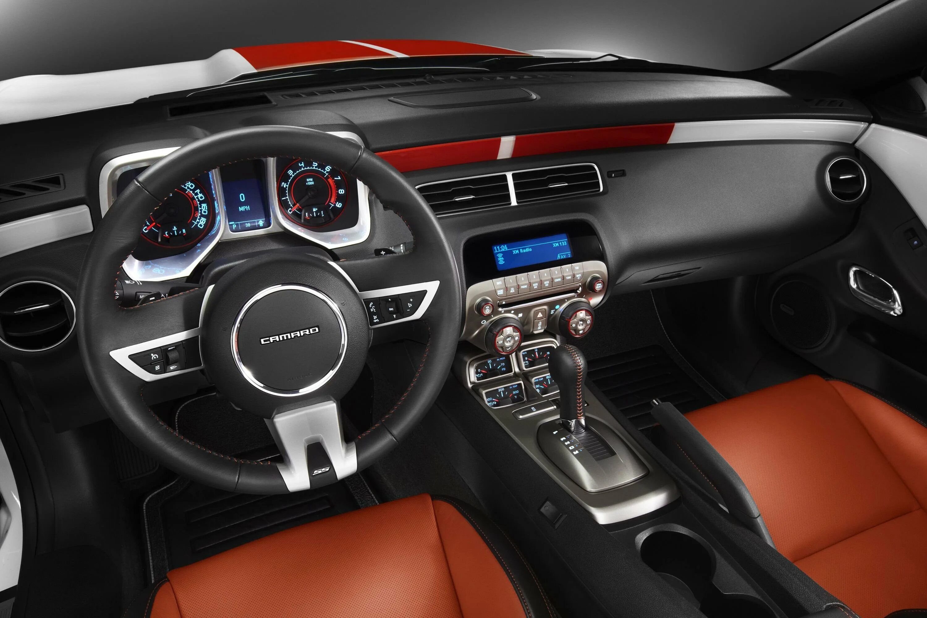 Chevrolet camaro zl1 салон. Chevrolet camaro 2023 салон. Chevrolet camaro салон. Chevrolet camaro салон. Chevrolet camaro 2014 салон.