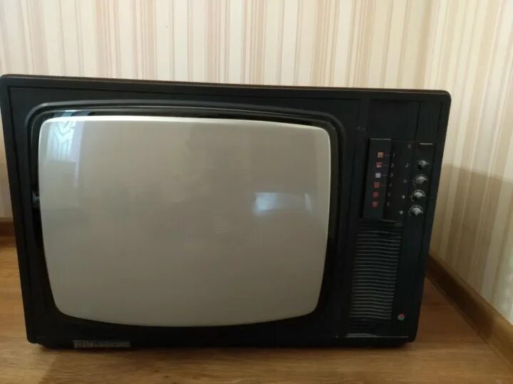 Витязь genesis 2000. Телевизор витязь 37ctv720. Телевизор витязь 2004. Телевизор витязь. Телевизор витязь 1990-91.
