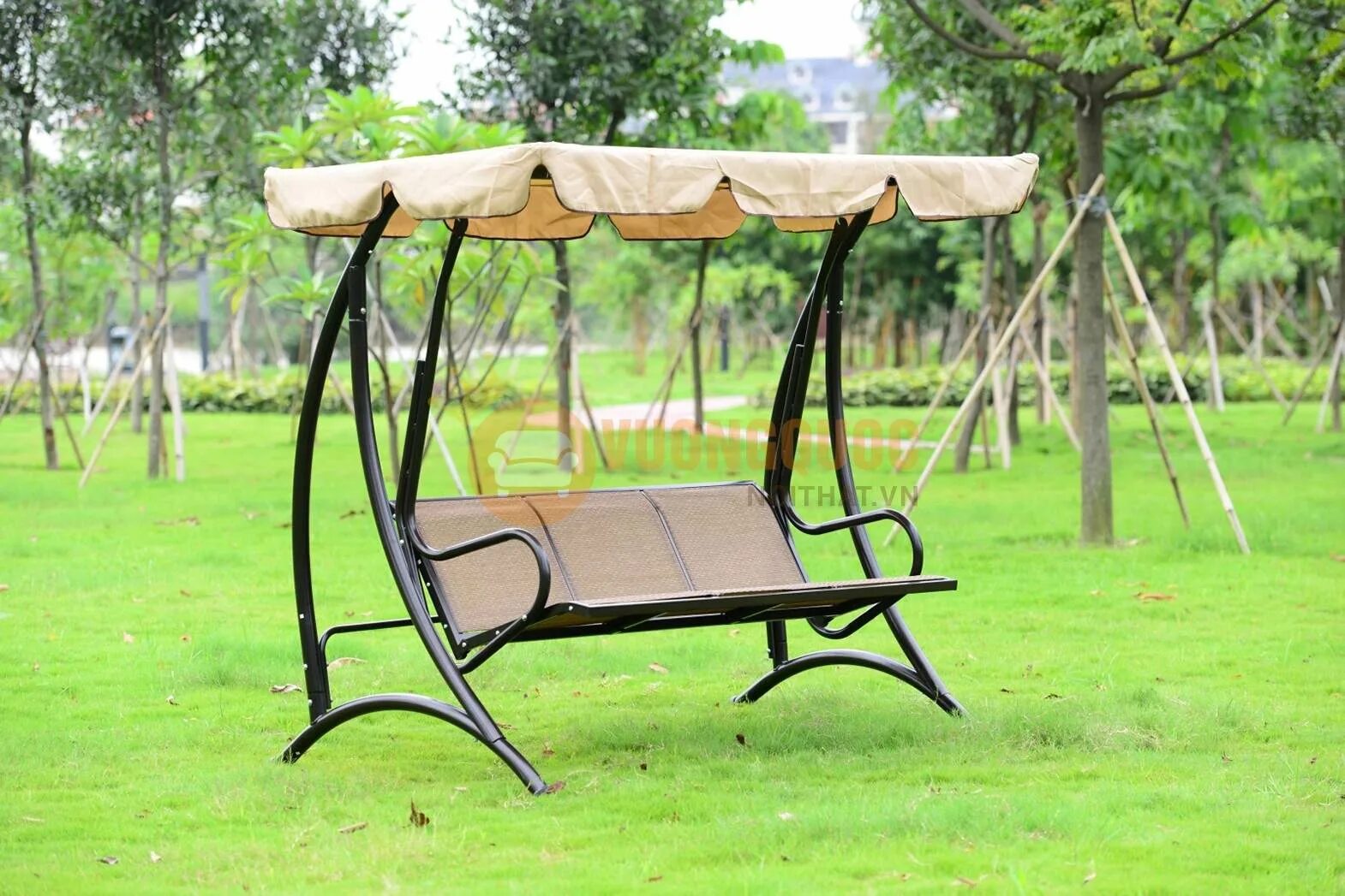 Диван качалка. 8036. Диван качалка для дачи. Хофф садовые качели. Диван качалка.