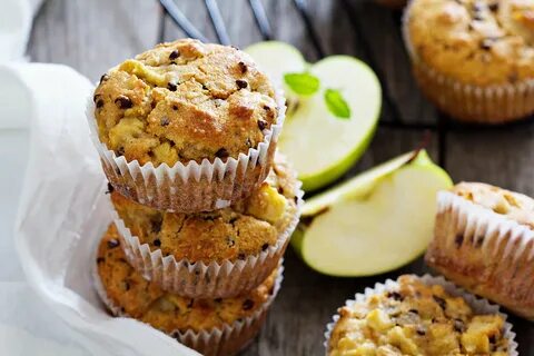 Маффины с яблоками в формочках