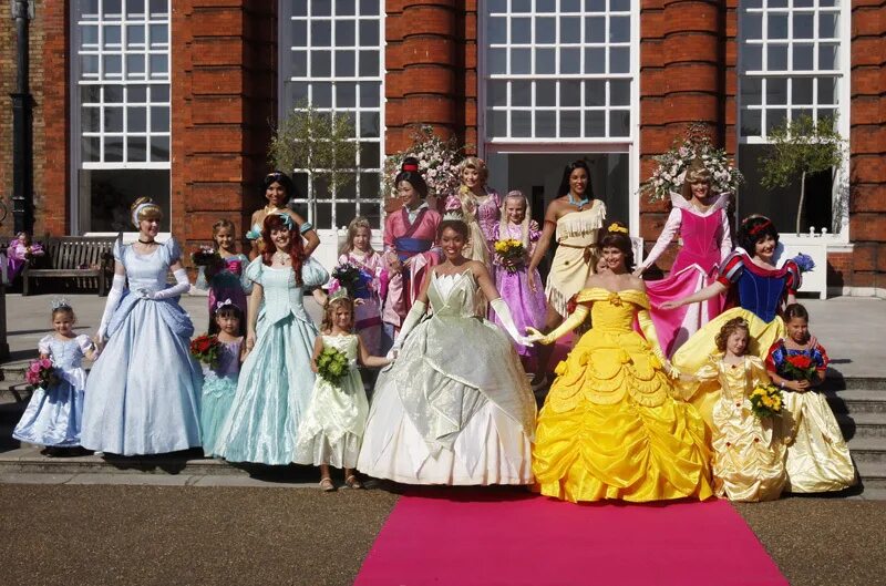 Disney Princesses Disney, Disney cosplay, Disney face characters