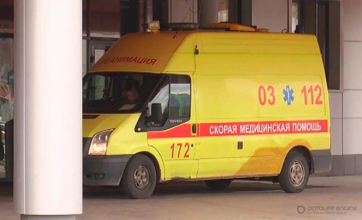 Номер скорой набережные челны. Номер скорой помощи челны. ссмп набережные челны. номер скорой помощи в набережных челнах.