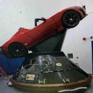 Автомобиль ракета