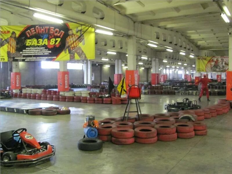 Картинг казань форсаж трасса. Форсаж красноярск картинг. Красноярск свердловская улица 6а форсаж. Свердловская 6а красноярск форсаж. Форсаж красноярск свердловская.