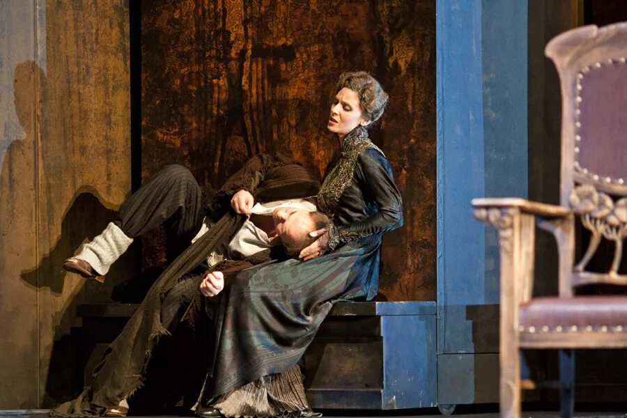 Пьеса жизнь человека. Добрый человек пьеса. Добрый человек из сезуана театр на таганке высоцкий. Спектакль добрый человек из сезуана театр пушкина. Пьеса арт.