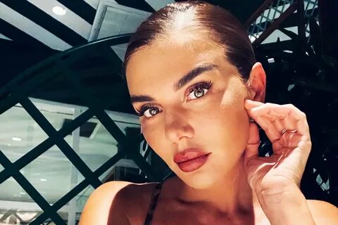 Жағажайдағы нудистік секс бейнелері