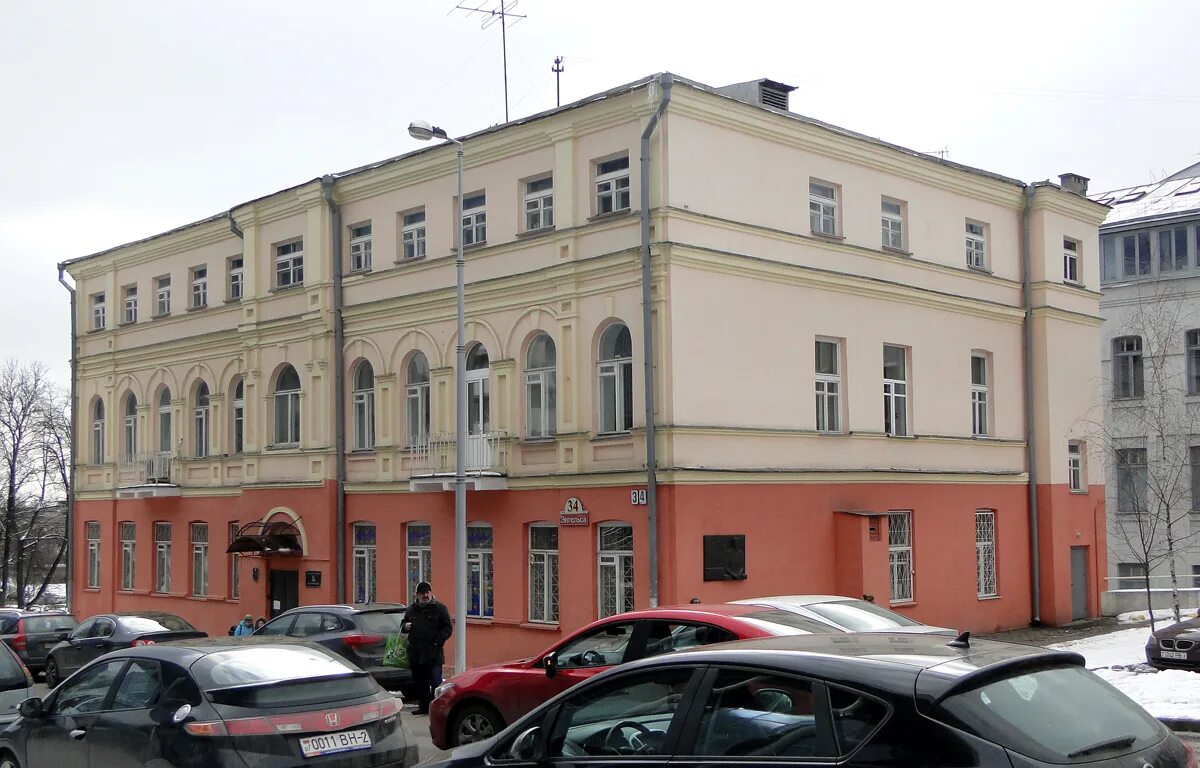 Минск улица энгельса 34ас2 новый лекарь. Новый лекарь. Энгельса 34а минск. Гинекологический кабинет новый. Энгельса 34.